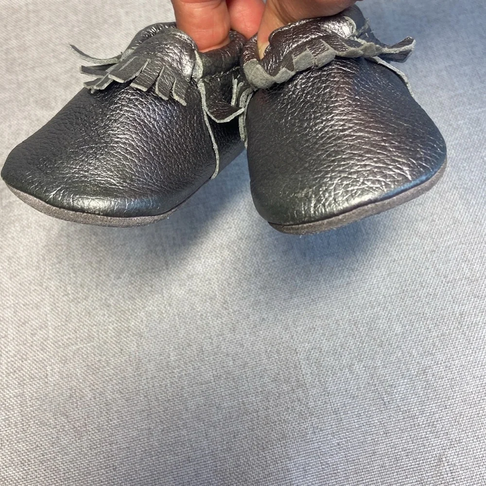 Teeny Toes Leather Silver Moccasin Size 3W Toddler